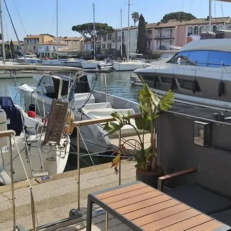 Marina Port Apartment